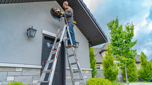 Safety Features on Your Adjustable Ladder