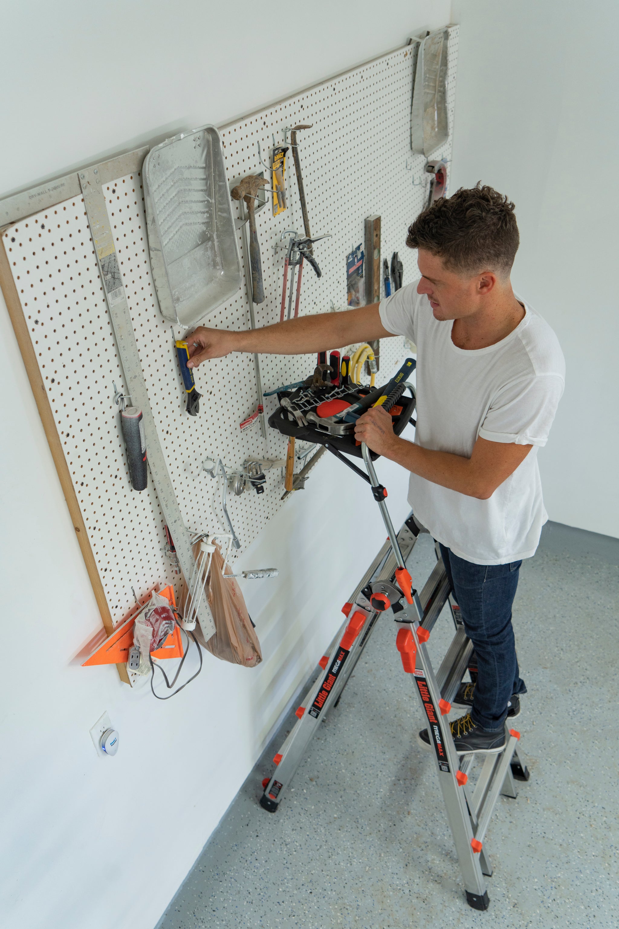 MegaMax Certified Refurbished Little Giant Ladder Systems