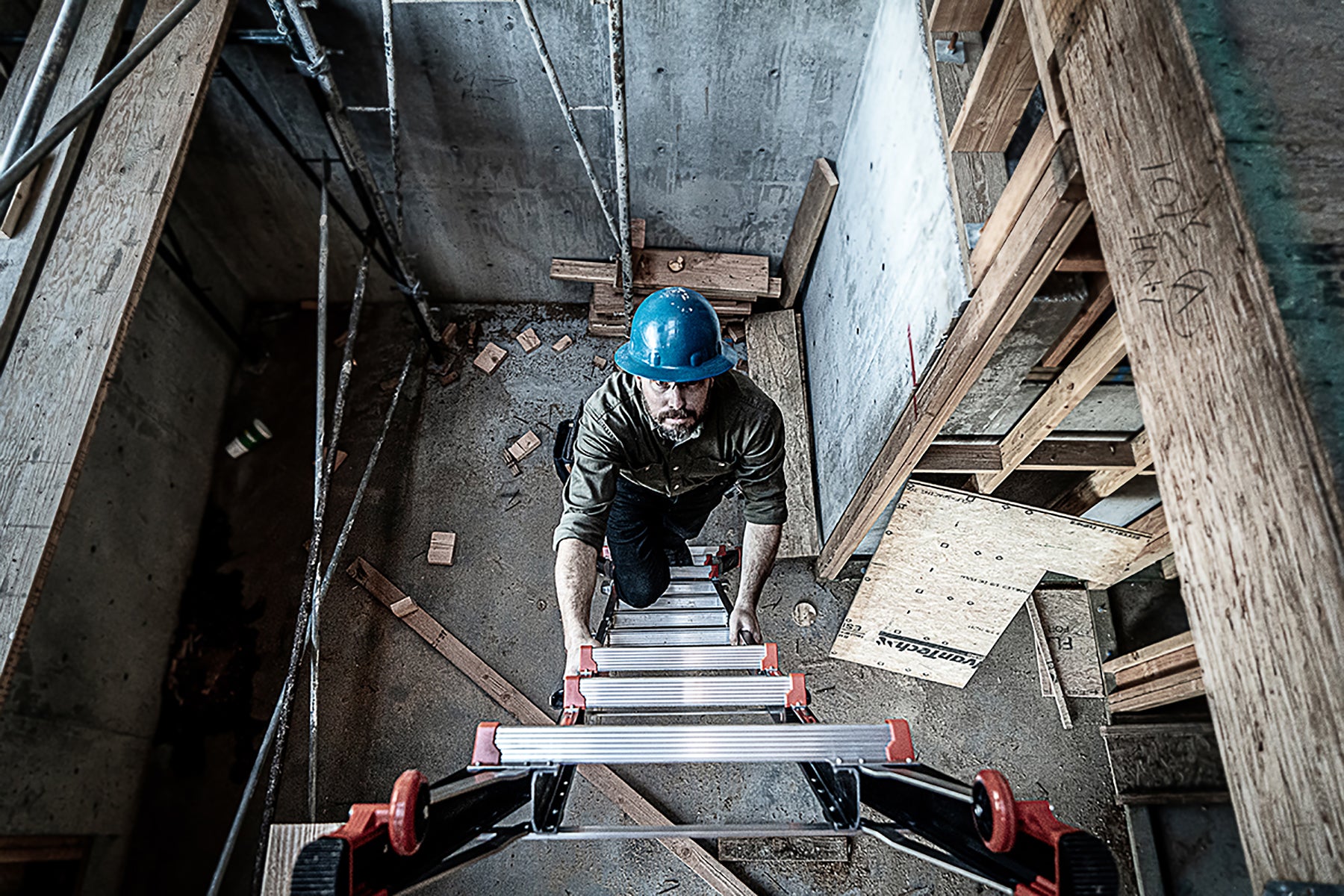 Little Giant Ladders | Dark Horse | Multi-Position Ladder